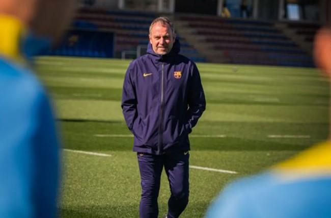 Hansi Flick Optimistis Barcelona Bisa Balikkan Keadaan Meski Tertinggal dari Atletico Madrid