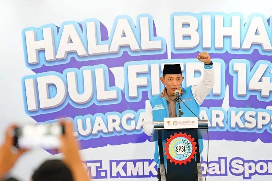 Kapolri Listyo Sigit Tekankan Sinergi Buruh dan Pengusaha Demi Iklim Investasi Kondusif di Tengah Ketidakpastian Global