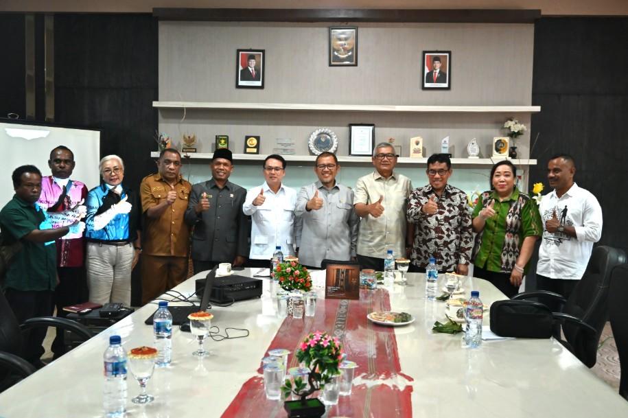 BAM DPR RI Dorong Penyelesaian Tunggakan Kontraktor Hunian Korban Gempa Alor 2015