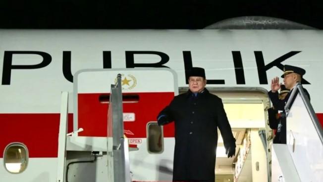 Prabowo Tiba di Paris Usai Pertemuan Maraton dengan Putin, Siap Bahas Isu Global dengan Macron