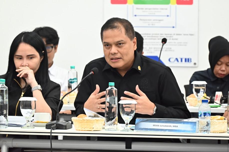 Komisi XII DPR Dukung Investasi Rp7 Triliun Industri Baterai EV di Karawang