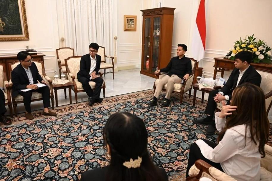 Gibran Tekankan Pemerataan Literasi AI untuk Hadapi Disrupsi Digital di Audiensi Merapi Forum 2026