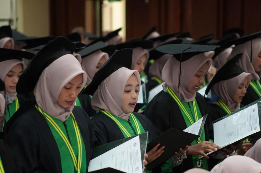 Dayah Insan Qur’ani Meluluskan 55 Hafiz 30 Juz pada Wisuda Angkatan X di AAC Dayan Dawood