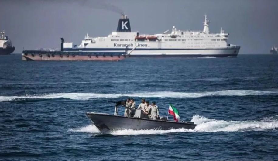 Iran Tegaskan Kendali Ketat atas Selat Hormuz di Tengah Ketegangan dengan Amerika Serikat