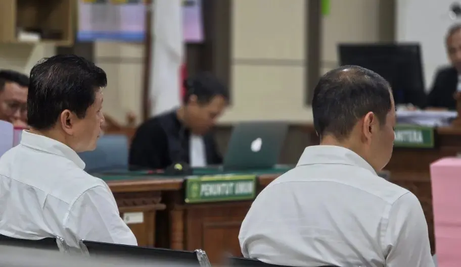 Dua Bersaudara Dituntut 16 Tahun Penjara dalam Kasus Korupsi Kredit PT Sritex Rugikan Negara Rp1,3 Triliun