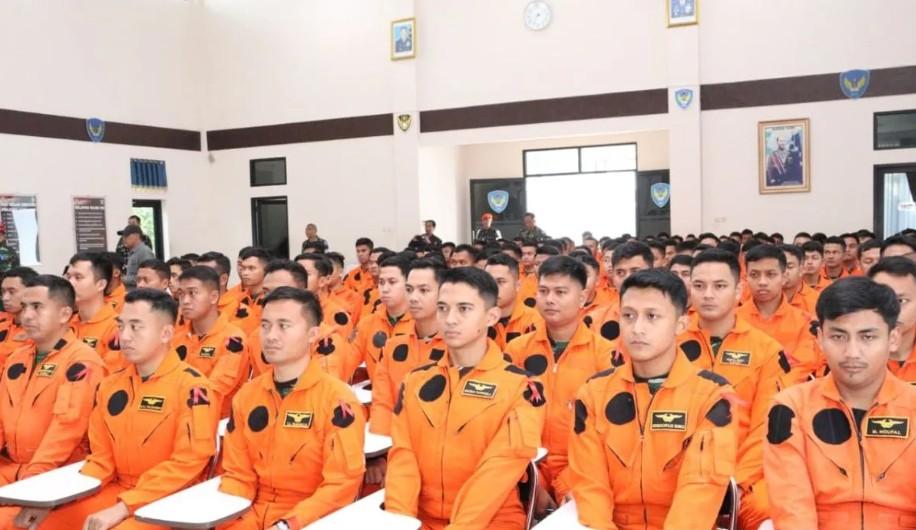 TNI AU Gelar Latihan Survival Tempur 2026 untuk Tingkatkan Kesiapan Awak Pesawat Hadapi Situasi Darurat