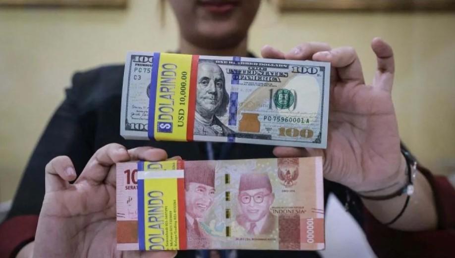 Rupiah Melemah ke Rp17.287 per Dolar AS Dipicu Lonjakan Harga Minyak dan Konflik AS-Iran
