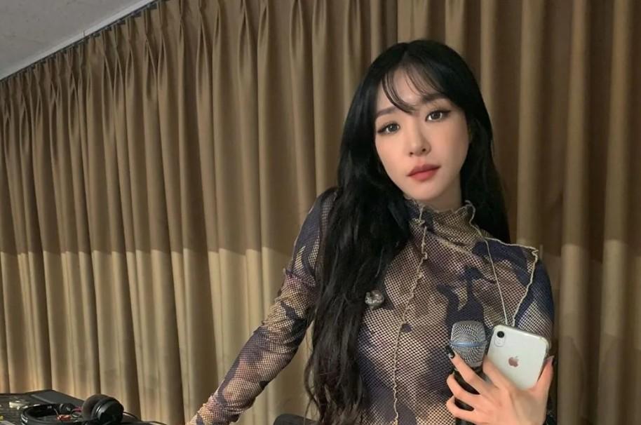 Tiffany Young Siap Rilis Single “Summer’s Not Over” untuk Rayakan 10 Tahun Karier Solo