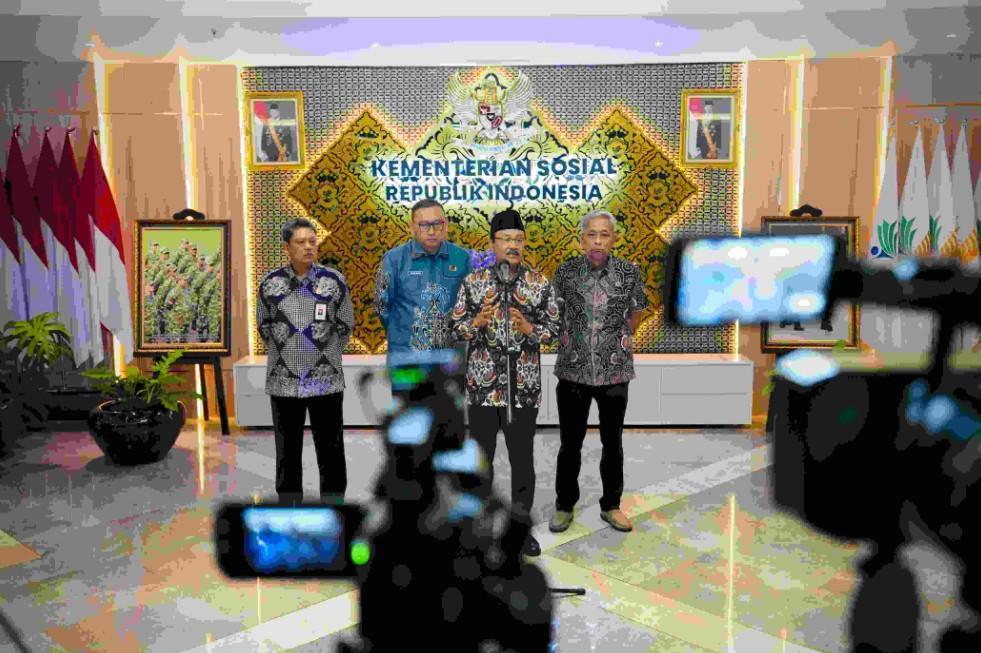 Kemensos Bentuk Tim Khusus Dalami Pengadaan Sepatu Sekolah Rakyat