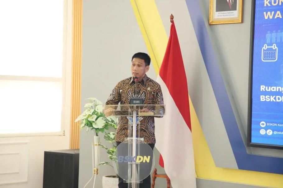 Wamendagri Akhmad Wiyagus Resmikan DESLab untuk Pengembangan Tata Kelola Pemilu Digital