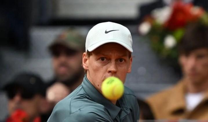 Jannik Sinner Pecahkan Rekor Djokovic Usai Melaju ke Semifinal Italian Open 2026
