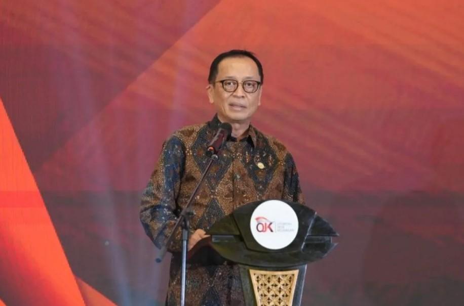OJK Targetkan Satu Bank Umum Syariah Baru Terbentuk pada 2026 untuk Perkuat Industri Nasional