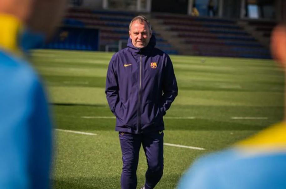 Hansi Flick Resmi Perpanjang Kontrak di Barcelona Hingga 2028 Setelah Raih Lima Trofi