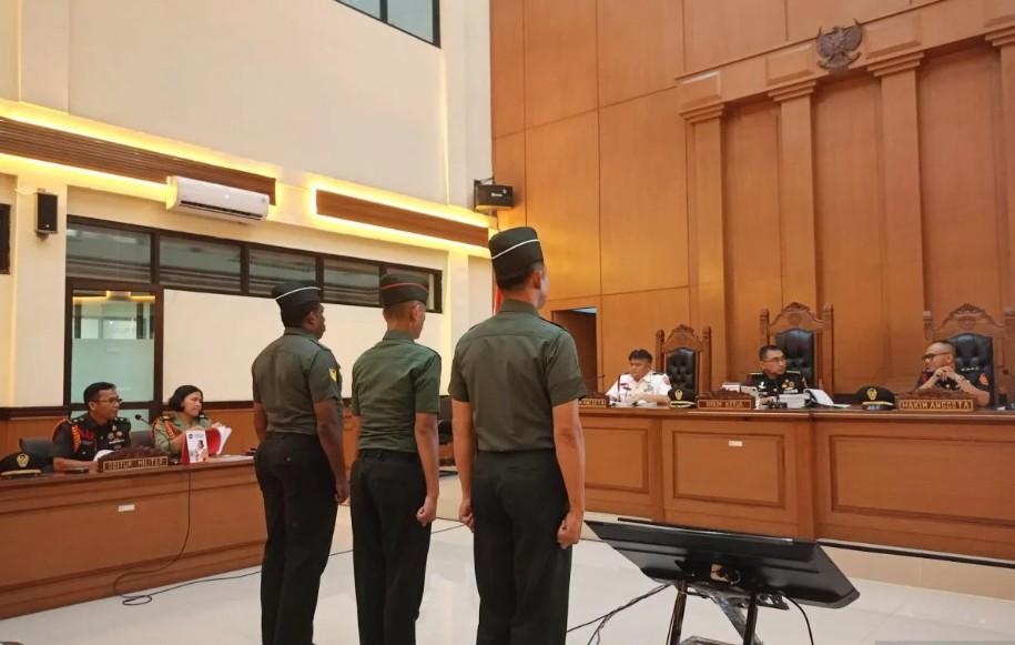 Tiga Prajurit TNI Dituntut hingga 12 Tahun Penjara dalam Kasus Dugaan Penculikan dan Pembunuhan Kepala Cabang Bank