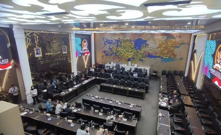 Baleg DPR Tegaskan Penegakan Hukum Kerugian Negara Harus Pasti dan Adil