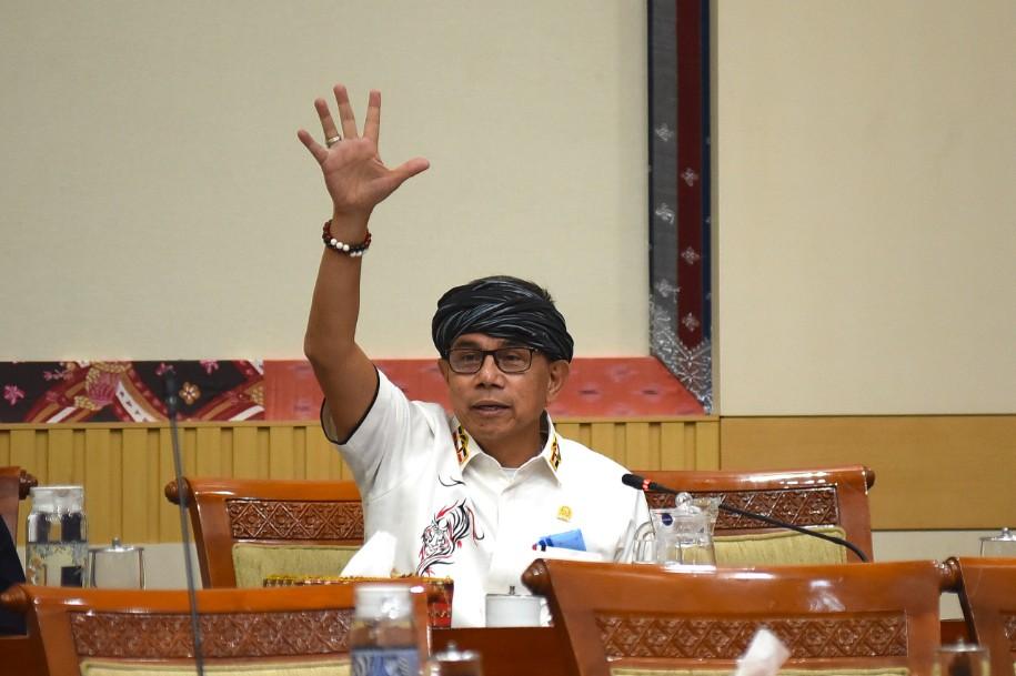 Hinca Panjaitan Dukung Aktivis Buruh dan Reforma Agraria yang Hadapi Proses Hukum