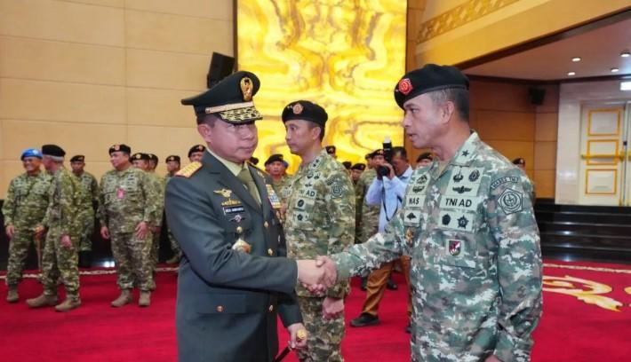 Panglima TNI Lantik Brigjen Muhammad Nas sebagai Kapuspen Baru di Mabes TNI