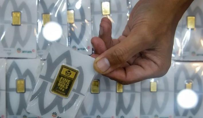 Harga Emas Antam Turun Rp12.000 Menjadi Rp2,788 Juta per Gram pada Jumat Pagi
