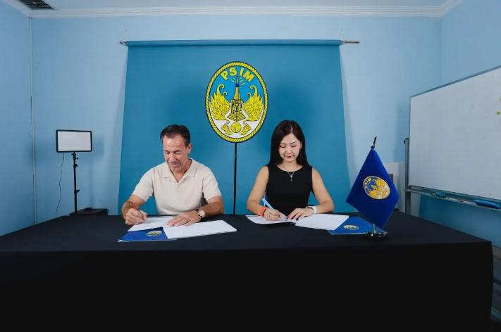 PSIM Yogyakarta Resmi Perpanjang Kontrak Jean-Paul Van Gastel untuk Super League Musim Depan