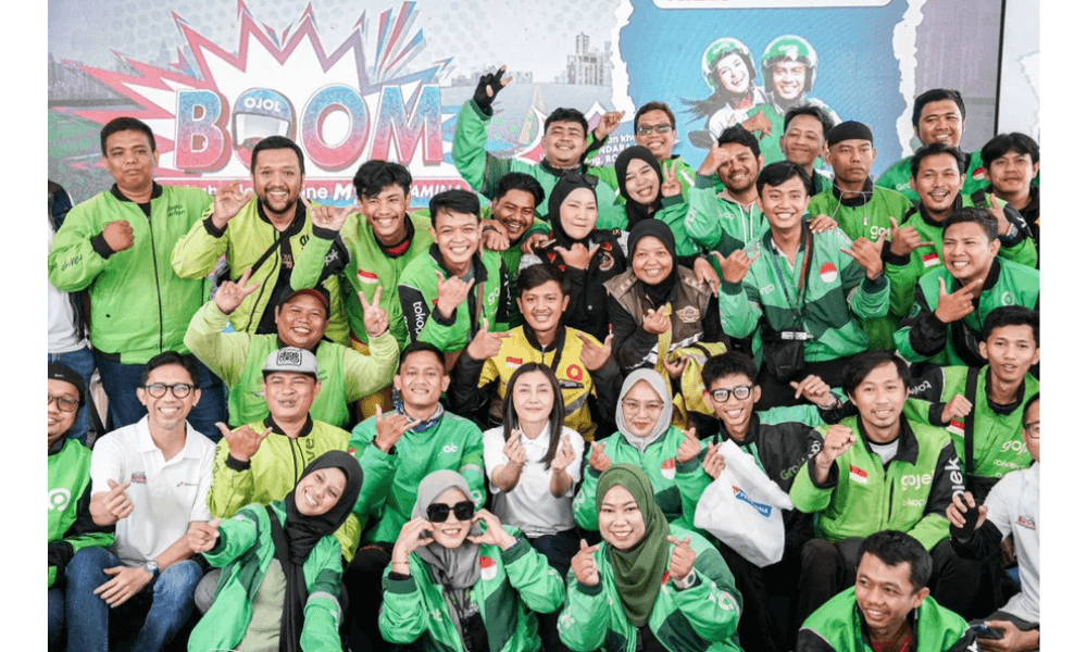 Pertamina Patra Niaga Berikan 25 Motor kepada Mitra Ojol Pemenang Program BOOM