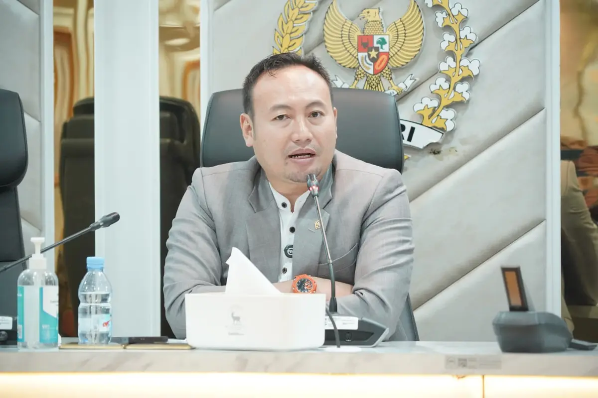 DPR Desak Pemerintah Stabilkan Harga TBS Sawit di Tingkat Petani