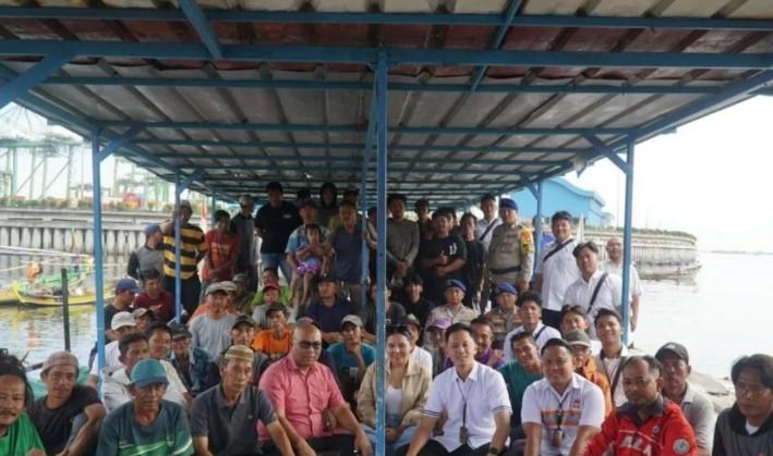 Polisi Gelar Dialog dengan Nelayan Kalibaru Bahas Limbah Industri hingga Alat Tangkap