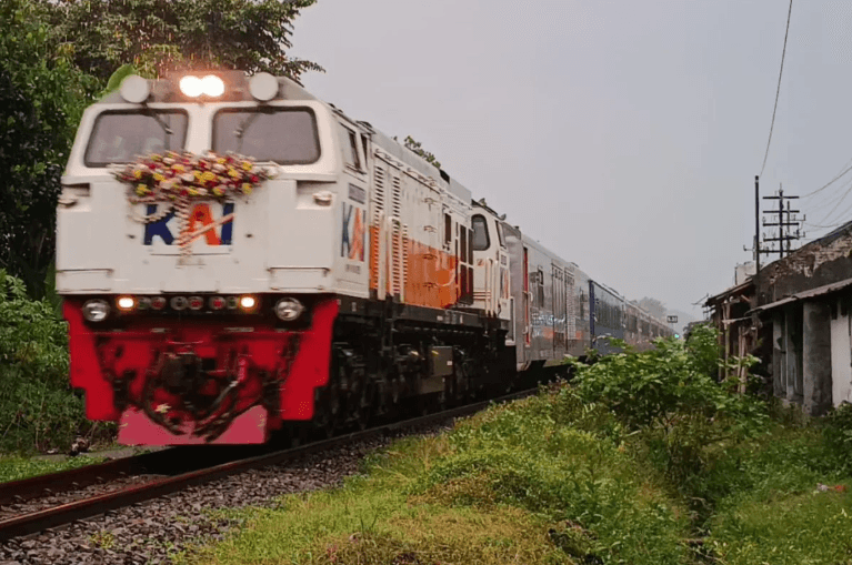 KA Sangkuriang Layani 40 Ribu Penumpang, Jadi Kereta Jarak Jauh Terfavorit saat Long Weekend