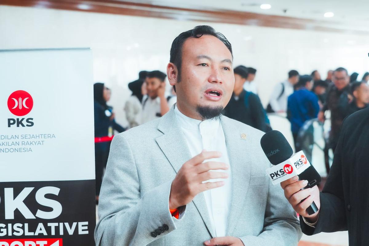 Ekspor Sawit Satu Pintu Disorot, DPR Minta Hentikan Permainan Harga TBS