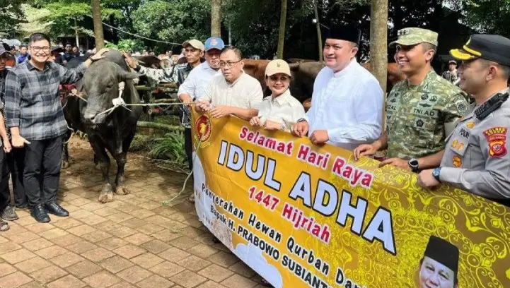Presiden Prabowo Bagikan 109 Hewan Kurban untuk Warga Sekitar Kediamannya di Bogor