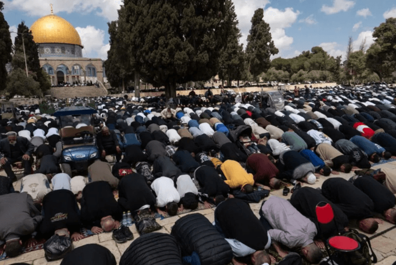 Shalat Idul Adha di Masjid Ibrahimi Dibatasi, Pasukan Israel Tembakkan Granat Kejut ke Jamaah