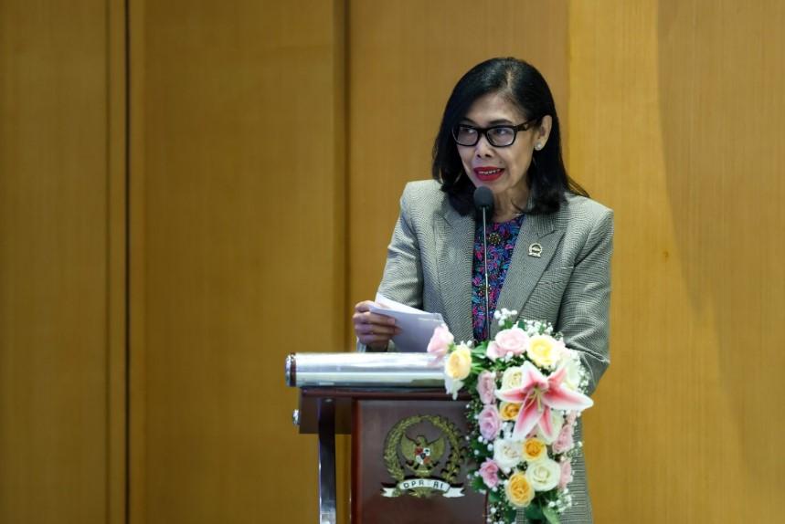 DPR RI Gelar Seminar Literasi Digital untuk Cegah Penyebaran Radikalisme di Ruang Siber