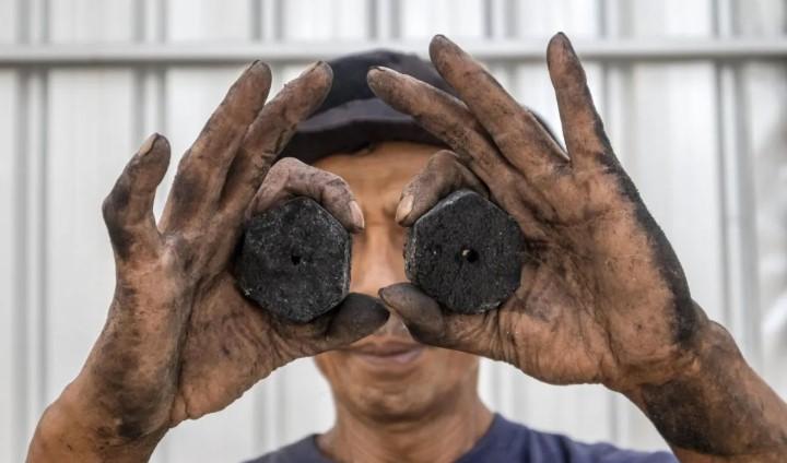 Pemkab Cianjur Terima Bantuan Alat Pengolah Sampah Jadi Briket Berkapasitas Lima Ton
