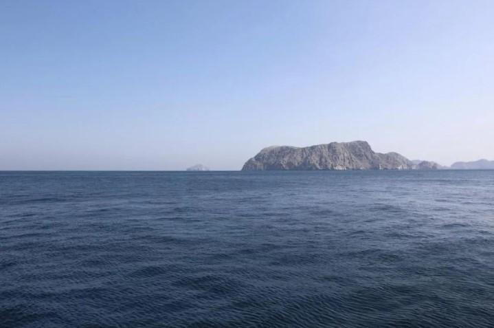 Washington Post Sebut Fase Awal Pembukaan Selat Hormuz Dimulai dengan Pencabutan Blokade AS