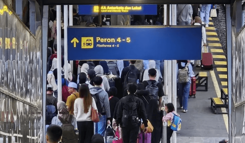 KAI Daop 8 Surabaya Layani 5.460 Penumpang di Stasiun Malang Selama Libur Idul Adha 2026
