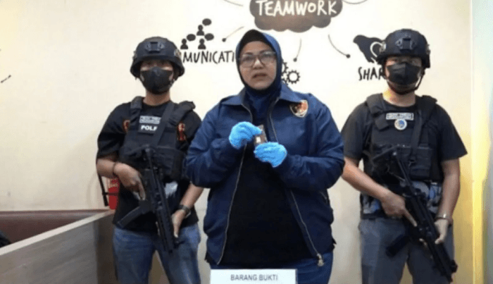 Polda Metro Jaya Gagalkan Peredaran 30 Cartridge Etomidate di Cengkareng, Satu Kurir Ditangkap
