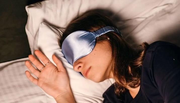 Profesor Ohio State Ungkap Paparan Cahaya dan Pola Makan Pengaruhi Kualitas Tidur