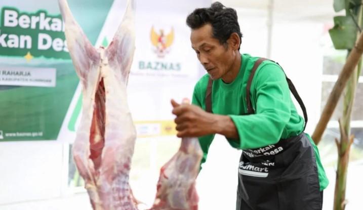 Bupati Kuningan Sebut Program Kurban Baznas Mampu Dongkrak Ekonomi Warga