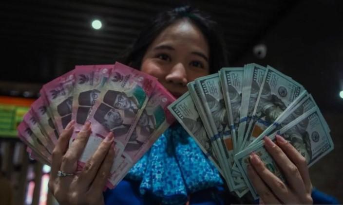 Rupiah Menguat ke Rp17.814 per Dolar AS pada Perdagangan Jumat Pagi