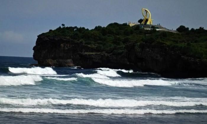 BMKG Peringatkan Gelombang Laut Hingga 4 Meter, Pelayaran Nasional Diminta Waspada hingga 2 Juni