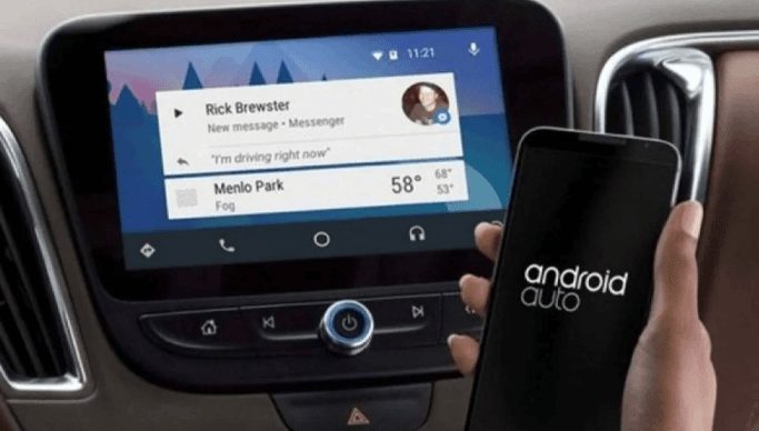 Android Auto Uji Fitur Swipe Antar Aplikasi Media untuk Permudah Perpindahan Audio Saat Berkendar