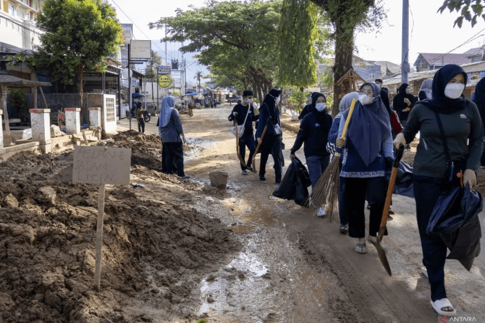 Pemkot Padang Alokasikan Rp110 Miliar untuk Perbaikan Drainase dan Irigasi Demi Antisipasi Banjir