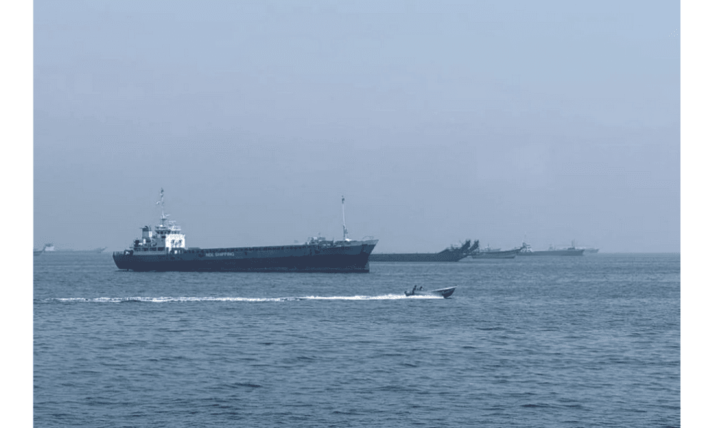 Iran Klaim Kelola Selat Hormuz dengan Otoritas Penuh, Semua Kapal Wajib Kantongi Izin IRGC