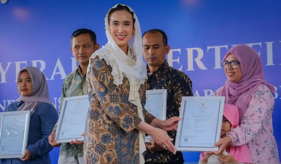 Kementerian Pariwisata dan BPJPH Perkuat Ekosistem Pariwisata Halal melalui Sertifikasi UMKM di Desa Wisata Jatimulyo