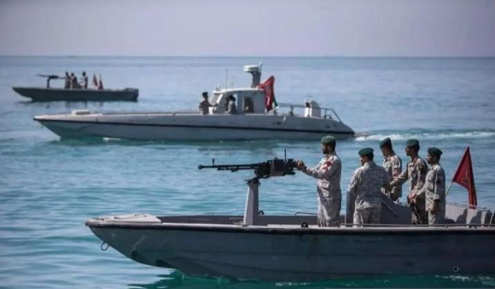 IRGC Klaim Serang Kapal AS-Israel di Selat Hormuz sebagai Balasan atas Aksi Militer AS