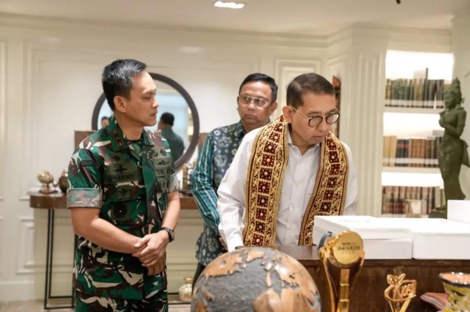 Fadli Zon Menegaskan Kolaborasi Jadi Kunci Pengembangan Benteng Kuto Besak dan Pembangunan Rumah Sakit Kodam