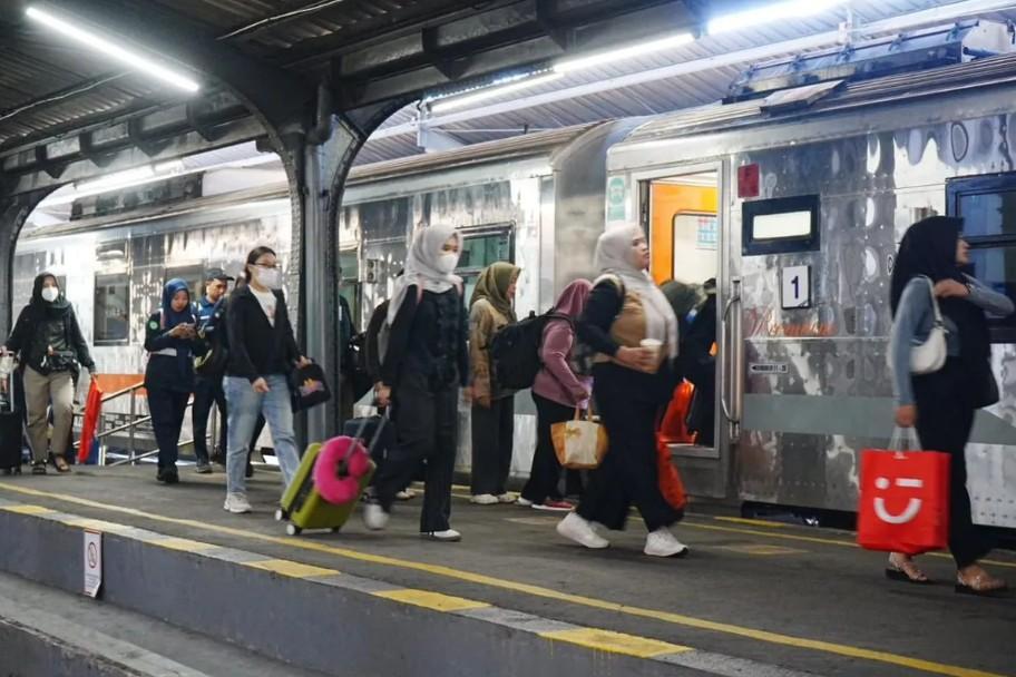 KAI Daop 9 Jember Berikan Diskon Tiket Kereta Api 30 Persen Selama Liburan Sekolah 2026