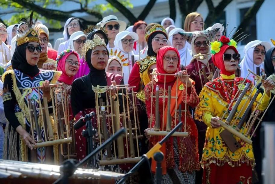 Bandung Kota Angklung Festival 2026 Meriah, 500 Musisi Perkuat Identitas Bandung sebagai Kota Angklung