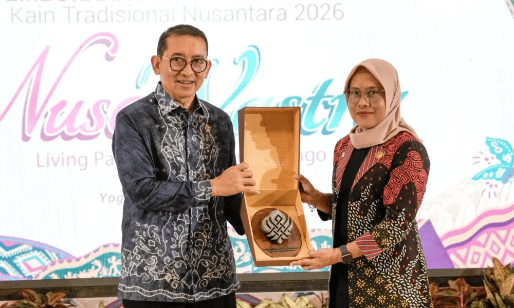 Fadli Zon Sebut Wastra Nusantara Dapat Menjadi Instrumen Diplomasi Budaya Indonesia di Dunia