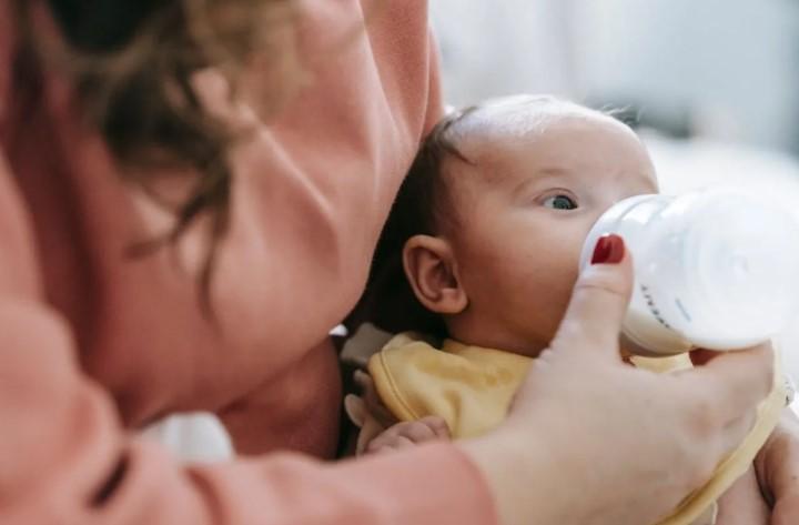 Spesialis Anak Tegaskan Susu Tetap Boleh Dikonsumsi hingga Usia Remaja