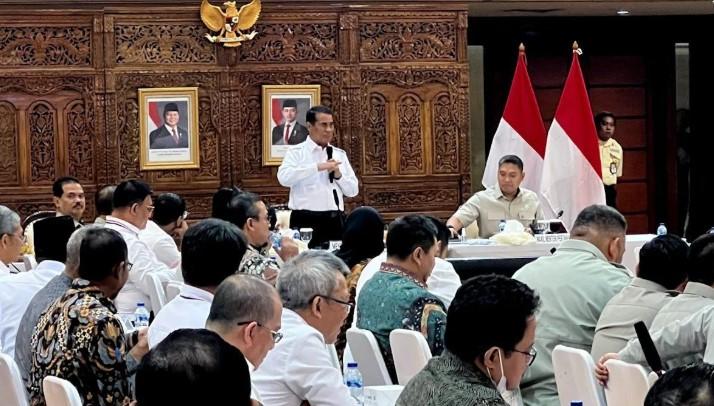 Mentan Amran Tegaskan Harga TBS Sawit Harus Pulih Demi Lindungi 15 Juta Petani